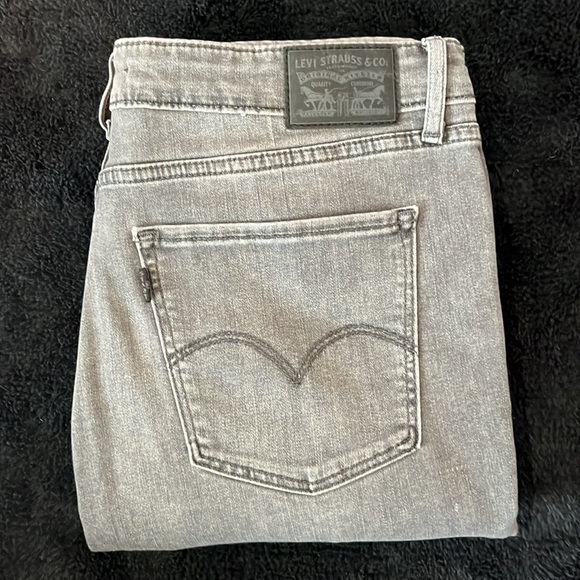 Levi’s High Rise Skinny - Picture 10 of 10
